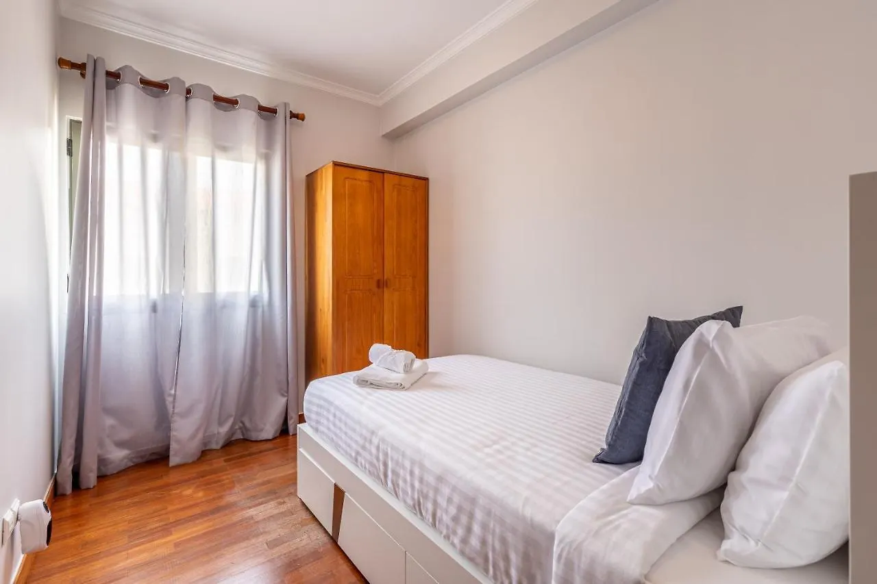 Machico City Apt Portugal
